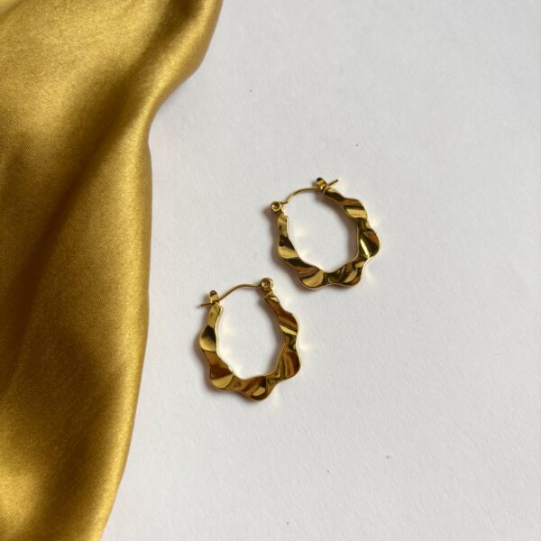 classic hoops