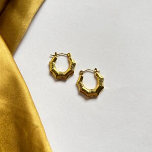 Minimal hoops