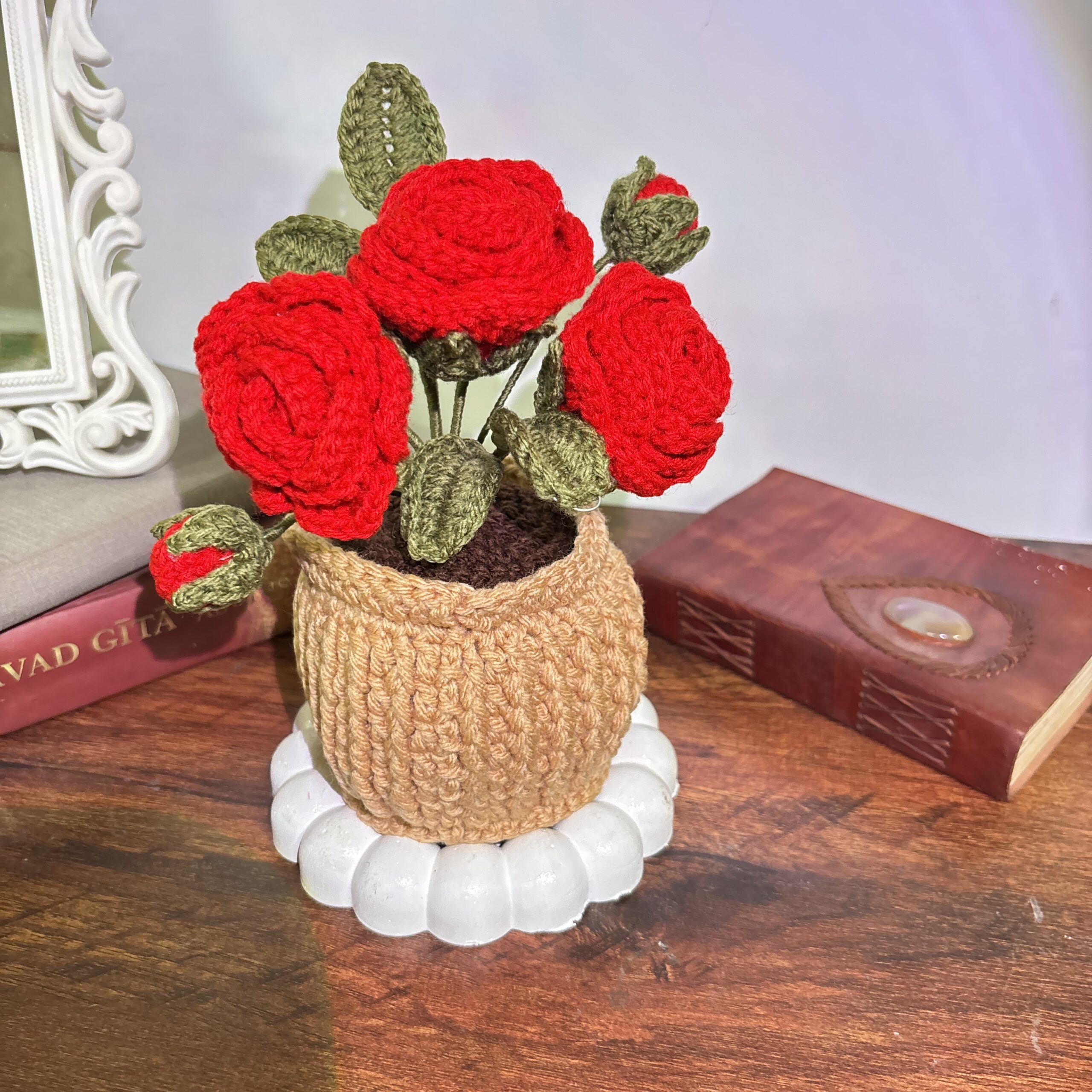Big Red rose pot