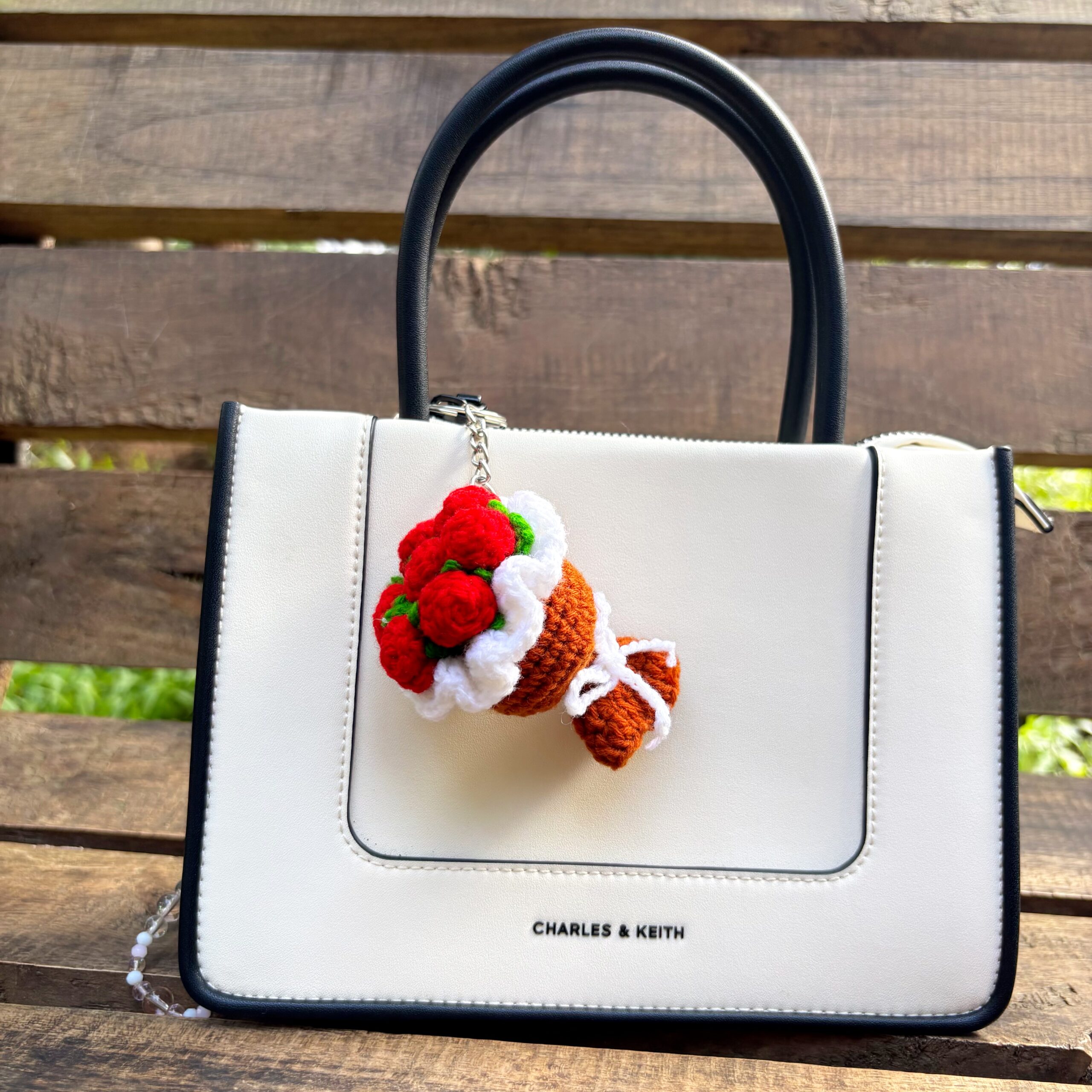 Red Roses bouquet keychain 2.0