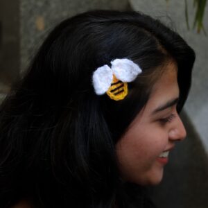 Honey bee Hairclip