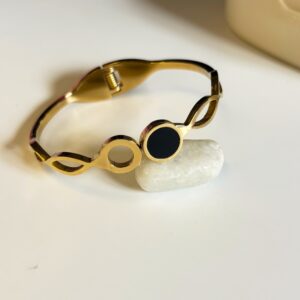 Circle Bracelet (Thin wrist)