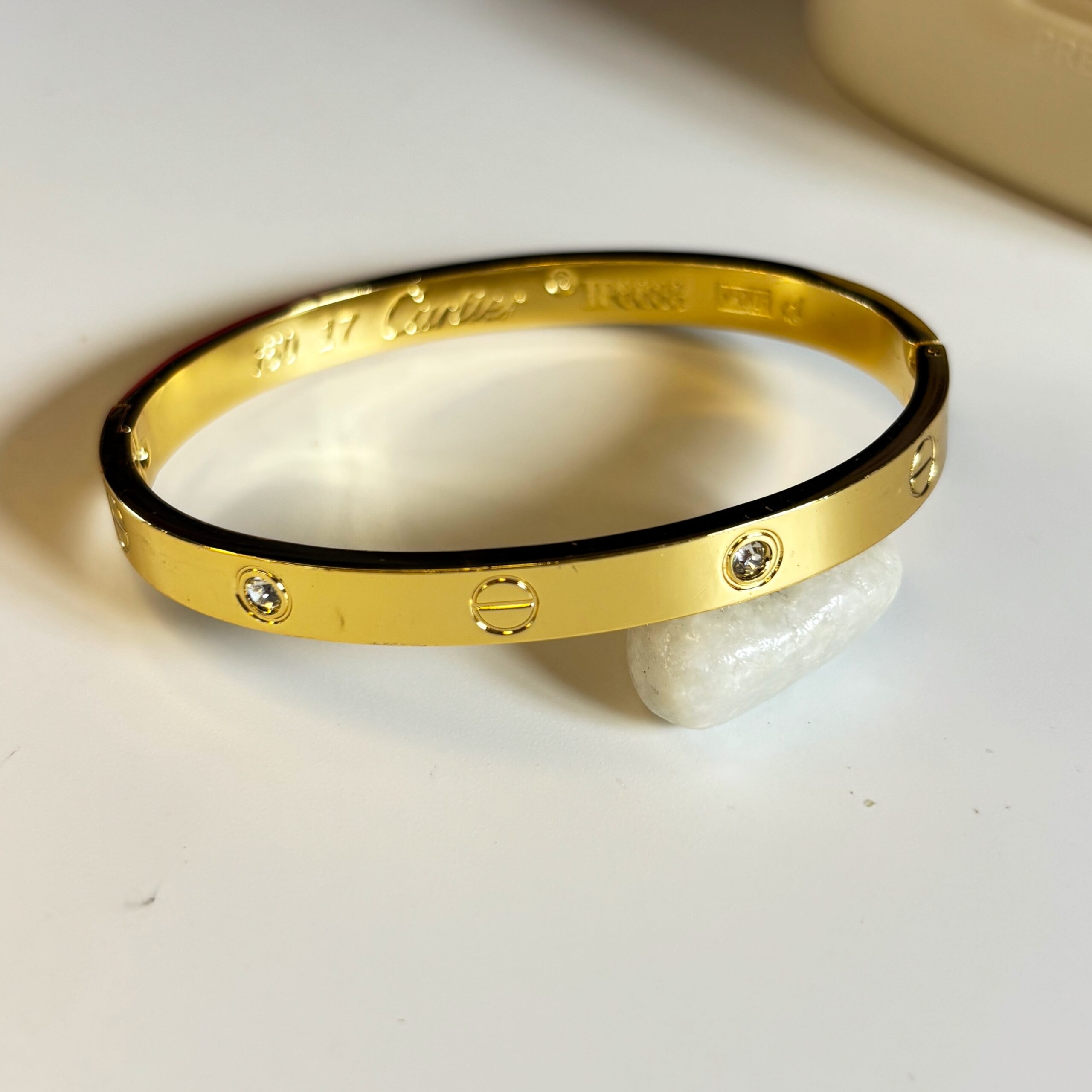 Classic golden Bracelet (Thin Wrist)