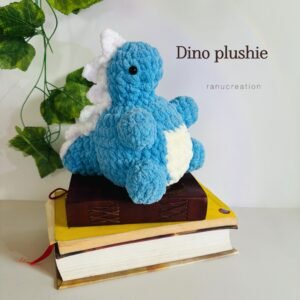 Dino crochet plushie (blue)
