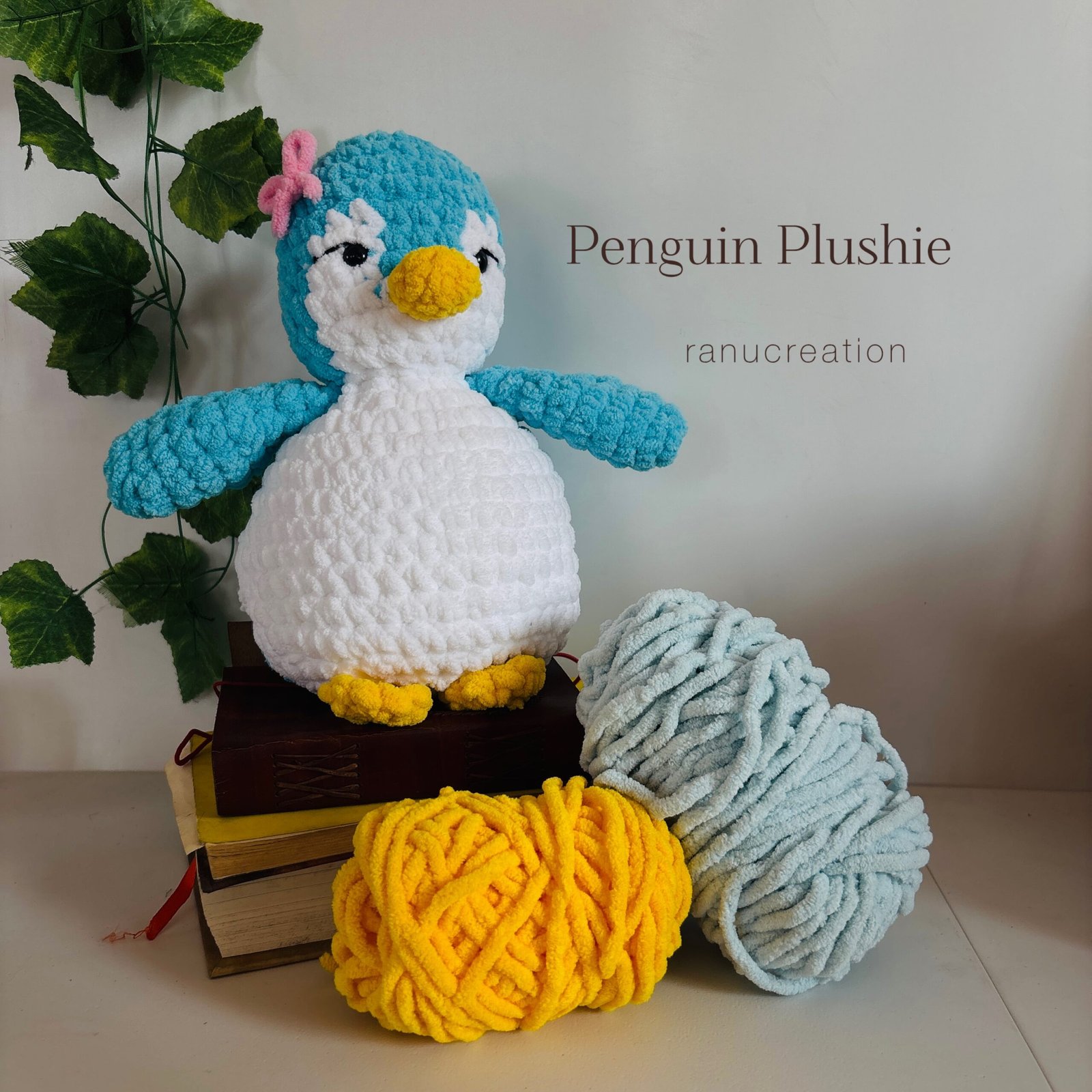 Big Penguin crochet plushie (blue)